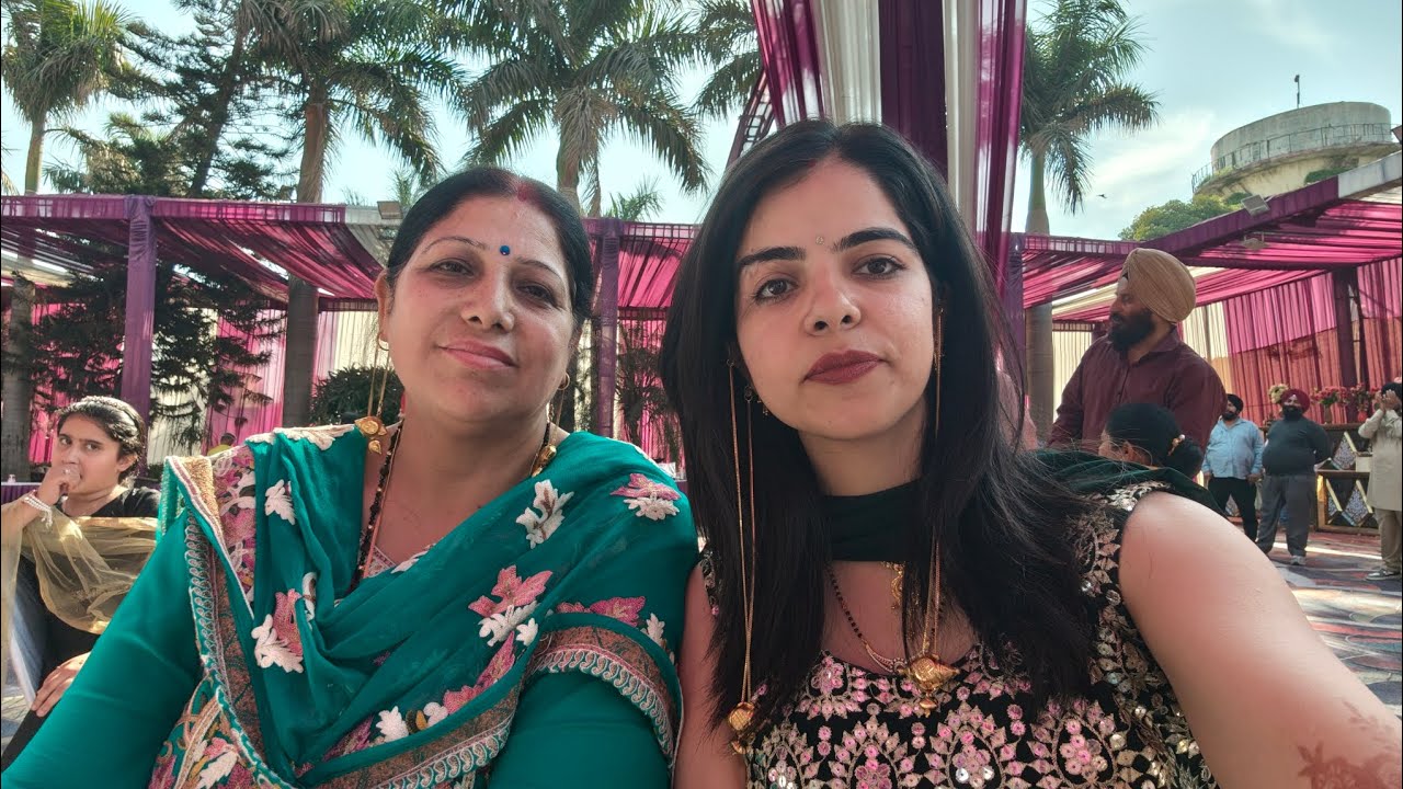 Pooja ki best friend ki shadi ma gya hamm sab