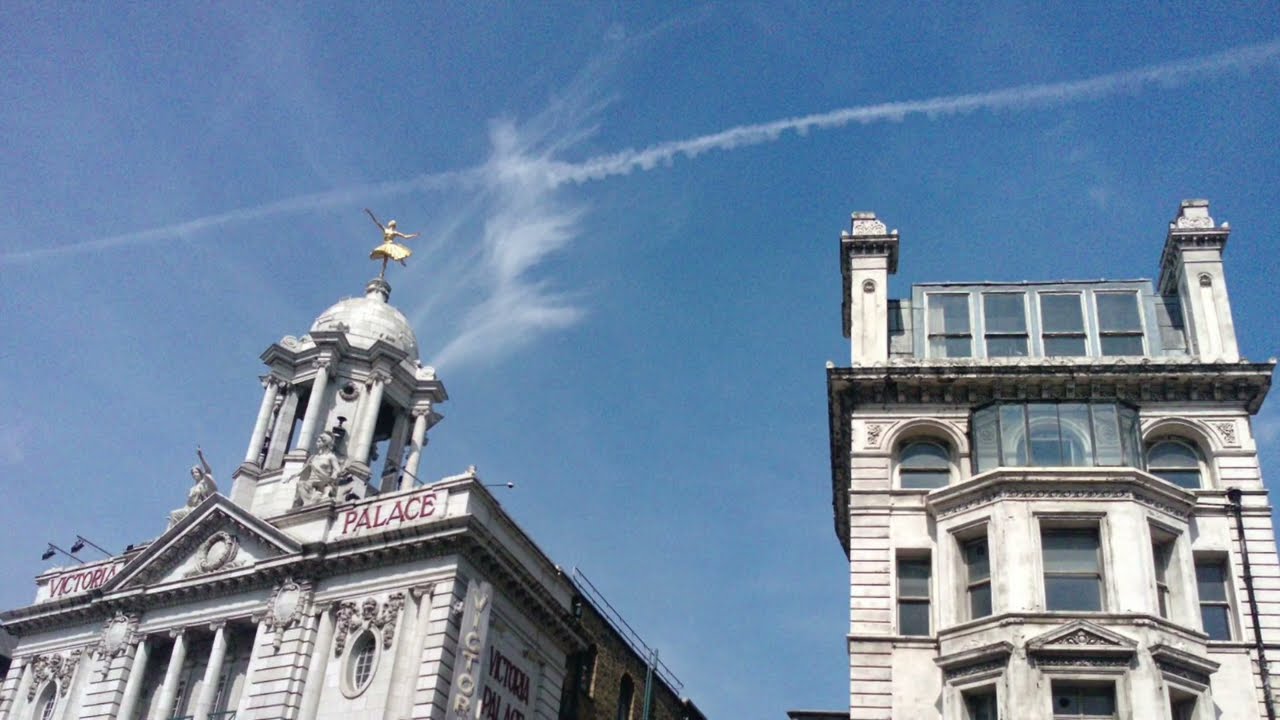 Victoria Palace Theatre.
