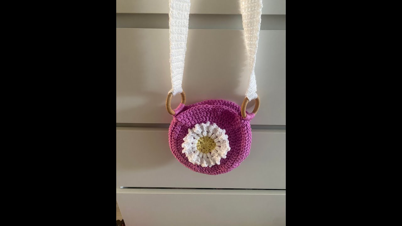 How to crochet a purse (daisy purse) YouTube
