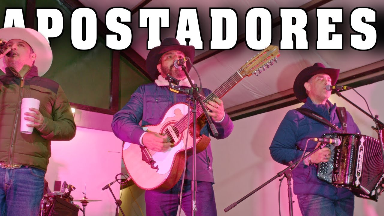 El set de Apostadores durante la fiesta del cumpleaños de Eliseo Robles