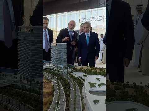 رئيس الوزراء الدكتور جعفر حسان يضع حجر الأساس للمرحلة الأولى من مشروع مرسى زايد في مدينة العقبة