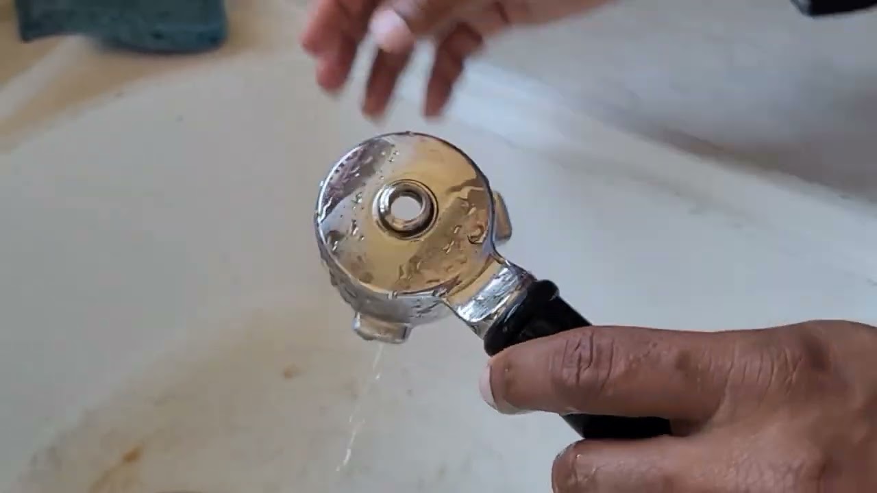 When did you last clean your Portafilter? Breville Barista Express Portafilter Deep Cleaning