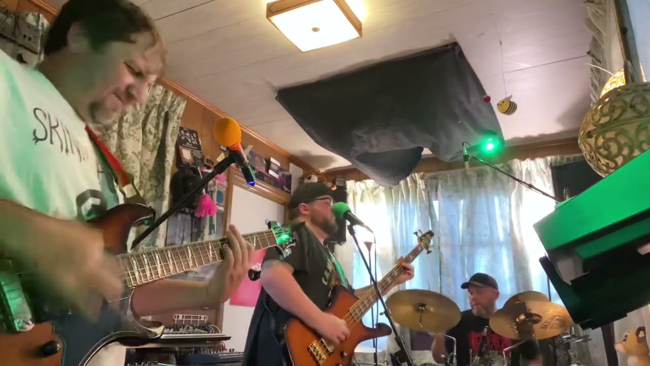 Assista a From Zero To Zed - Sick (Doom Metal Version) - From Practice no YouTube Assista a From Zero To Zed - Sick (Doom Metal Version) - From Practice no YouTube