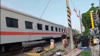 CC 2018916 YK kereta Blambangan ekspres KA 145