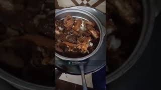 Pinaputok na Crispy Pata