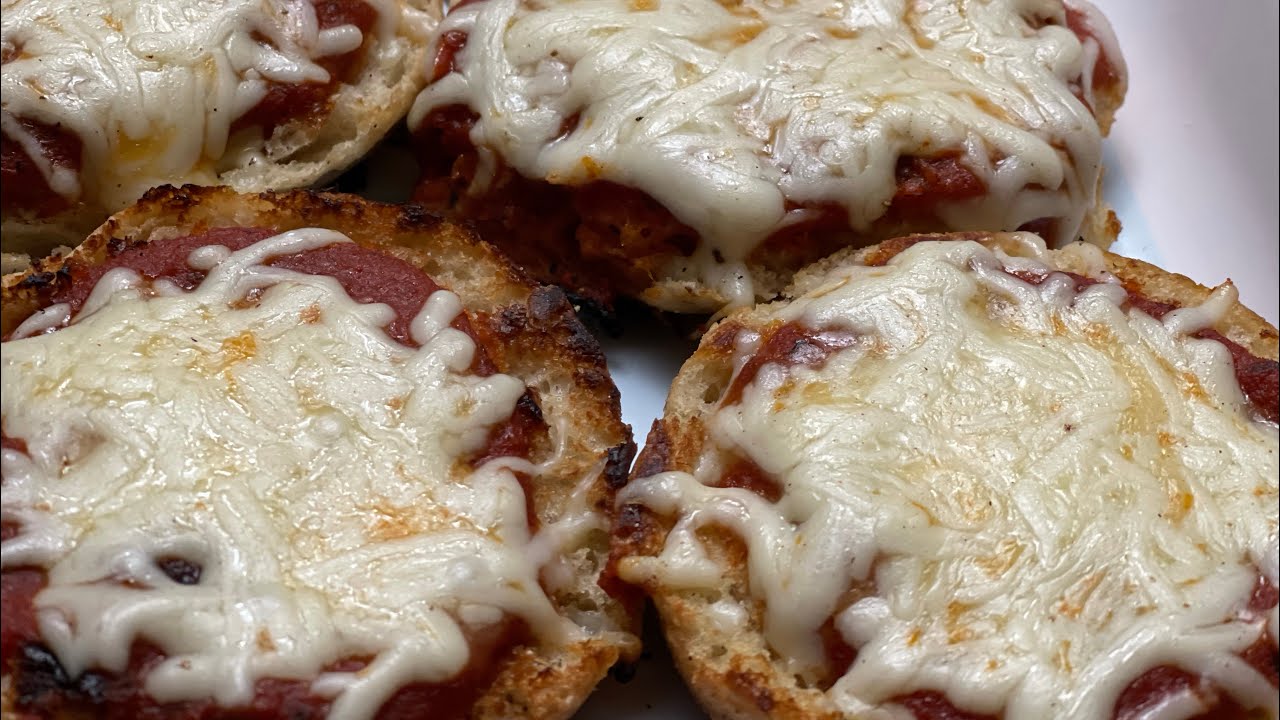 English Muffin Pizzas on the Blackstone pizza blackstone easyrecipe