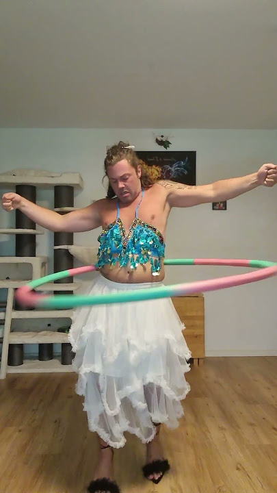 #danielmiddel #dance #hulahoopartist #dancer #hulahoopfitness #diva #enjoylife #fun