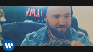 Video thumbnail of "Buslav - Searching For You [Official Music Video]"