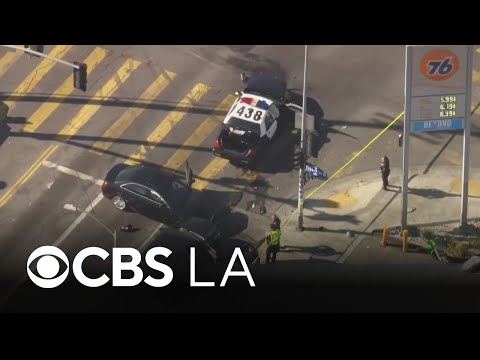 2 hospitalized after crash involving Los Angeles Police Department car in Exposition Park