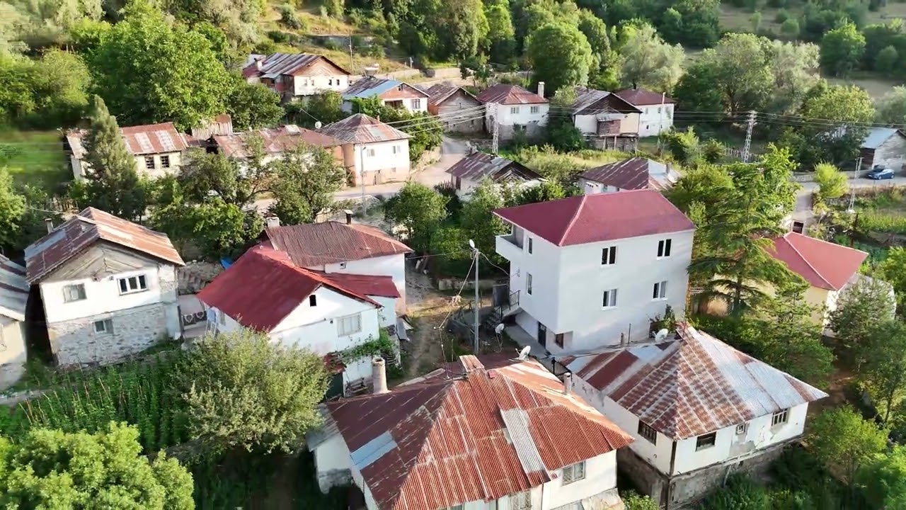 MESUDİYE BAHCE MAHALLE KUME EVLERI 4K DRONE CEKIM 2025 DVD