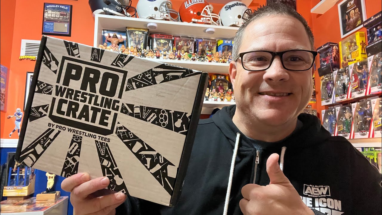 Pro Wrestling Crate unboxing - December 2021   
