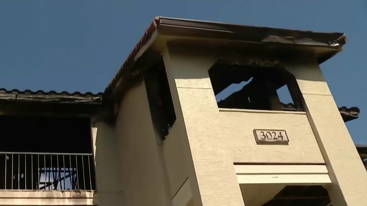 Fire destroys condo building - YouTube