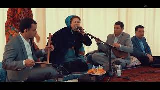 Tawus Annamyradowa - Geldiňmidutar Aýdymydutarda:kerwen Aýdogdyýewgyjakda: Spartak Atakow