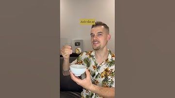 Anh Nik người Nga 🇷🇺 ăn trứng vịt lộn | | Hello Nikki