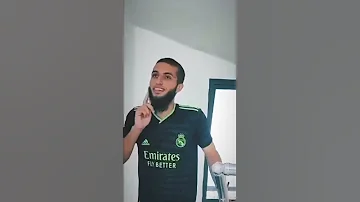 يا ليتنا نبني اليكم سلما 