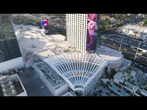 LONG OTIS Double-File Escalators - Stadium Swim, Circa Resort & Casino - Las Vegas, NV