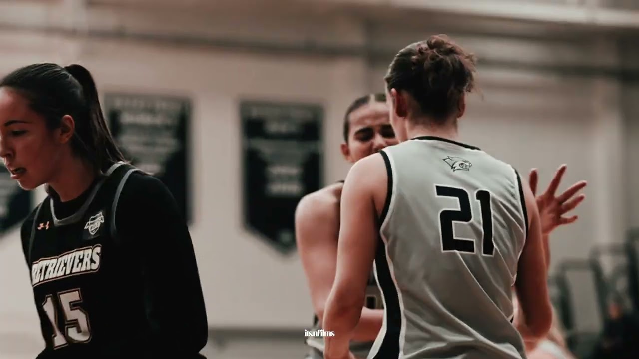 Eva DeChent // University of New Hampshire