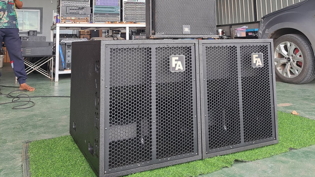 ใบเล็กแต่เสียงไม่เล็ก  B-BO18 FA ตู้เปล่าใบละ3,300บ. พร้อมดอกfreeใบละ6,000บ. 