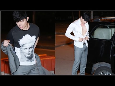 Nathan Lee thay đồ giữa đường vì sợ trễ giờ diễn(Tin tức Sao Việt) - YouTube