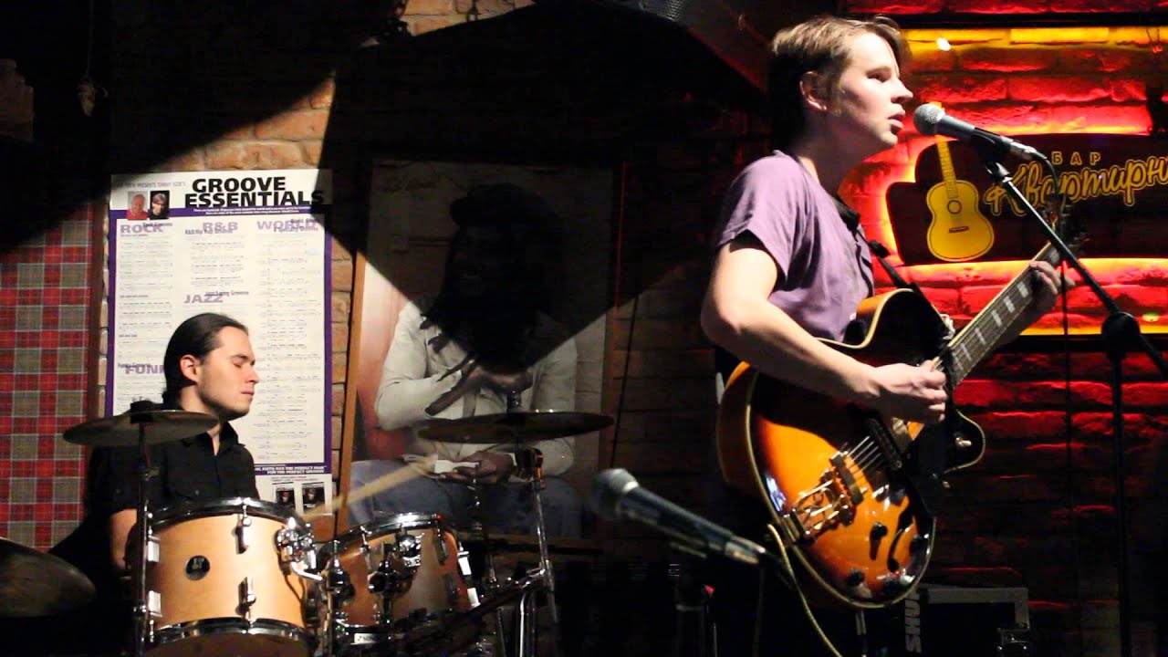 Олег Лёгкий - С Горки Весь день (cover by Grower)