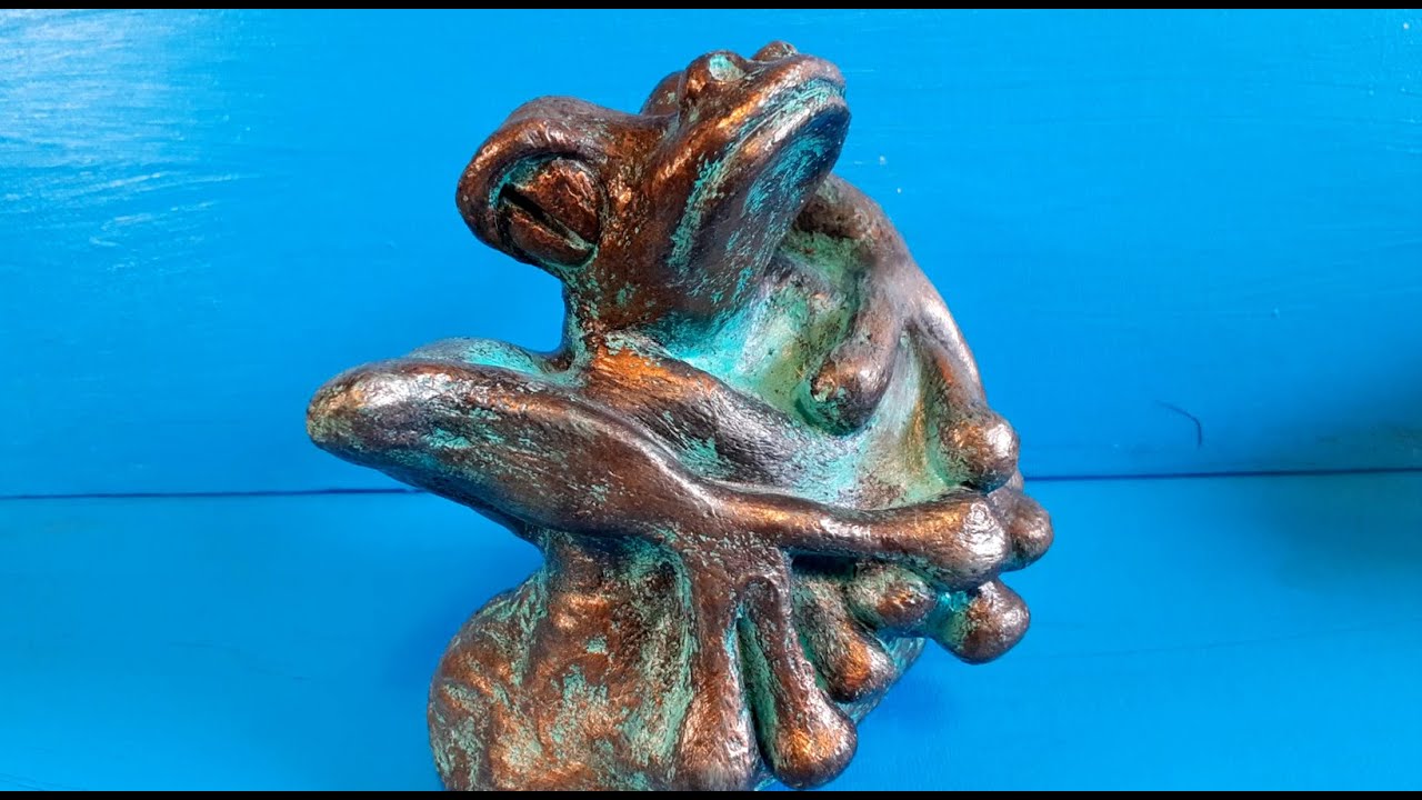 DIY / How To Sculpt A Frog In Clay with a Green Patina Finish ...