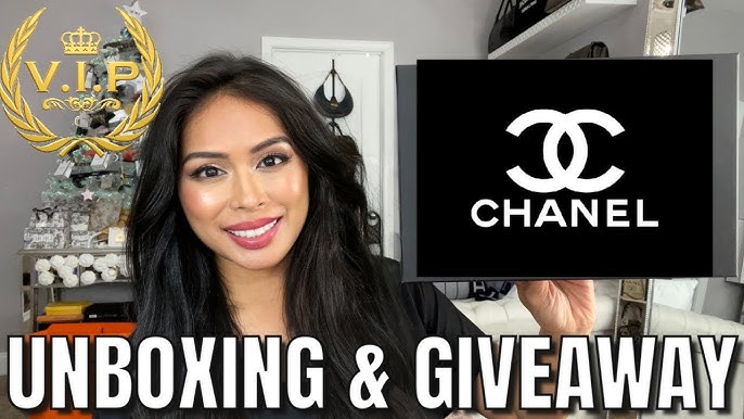 NEW CHANEL HOLIDAY 2022 MAKEUP BAG GIFT SETS HAUL & UNBOXING /FIRST  IMPRESSION !!! 