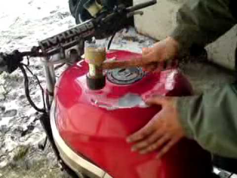 Video: Koľko stojí maľovanie benzínovej nádrže na motocykel?