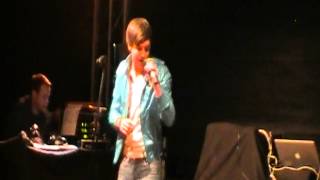 Sebastian Wurth mit Wonderwall und The time is right in Norderstedt 15.09.2012