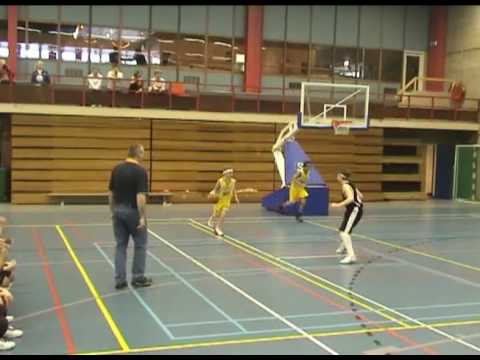 River Trotters Lions R'dam Basketball (2005).