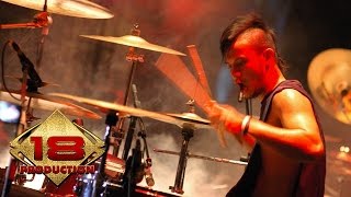 Netral - Super Hero  (Live Konser Sumatra Utara 30 Juli 2006)
