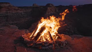 Live  Scenic Desert Campfire  The Best Spot with a Picturesque Canyon at Twilight