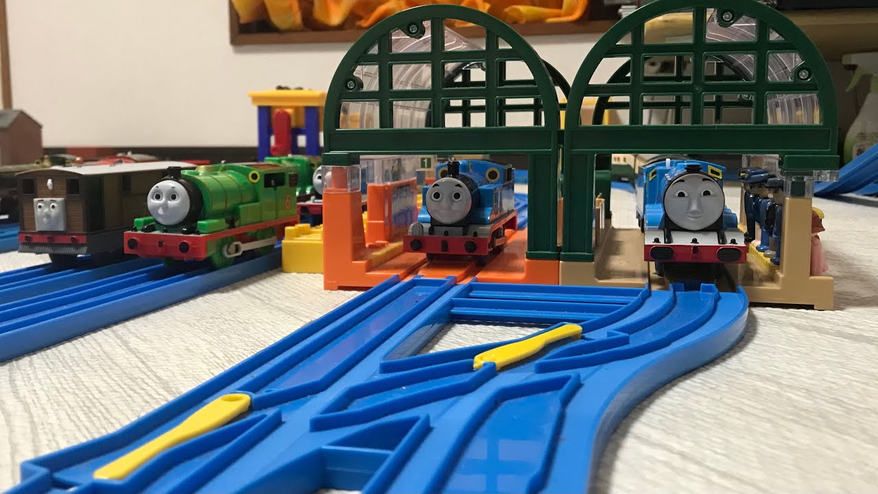 プラレールトーマス トーマスときゅうこうれっしゃ