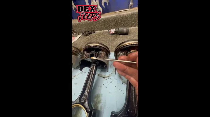 The famous jeep 4.0 noise revealed. #jeep #jeepxj #jeeptj #jeepzj #jeepwj #engine