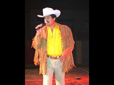 EL SAPO Beto Quintanilla