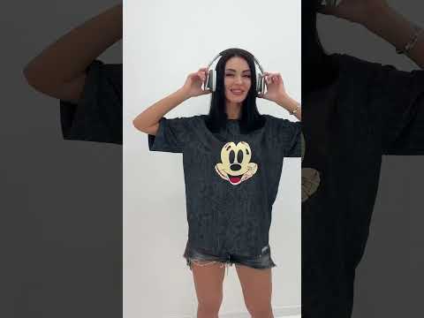 Женская футболка с Микки Маусом "Comic" (Турция), видео 1