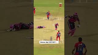 Collided but still batsman safe,keeper brainfade moment in cricket #cricket #funny #rcb #comedyvideo