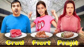 🍗 MÂNCARE PRĂJITĂ, FIARTĂ sau CRUDĂ Challenge 🚨 Cine CÂȘTIGĂ ❓