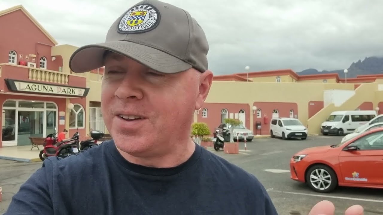 TENERIFE Costa Adeje - Laguna Park 2 To Toby Jug Pub