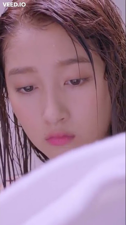 Guan xiaotong whatsapp status : Luhan