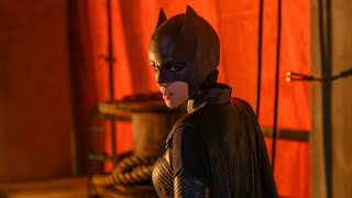 Batwoman 1x01 - Batwoman vs Alice | Español Latino
