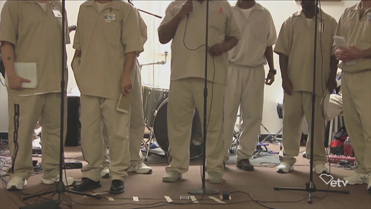 Lee Correctional Facility Making Music - YouTube