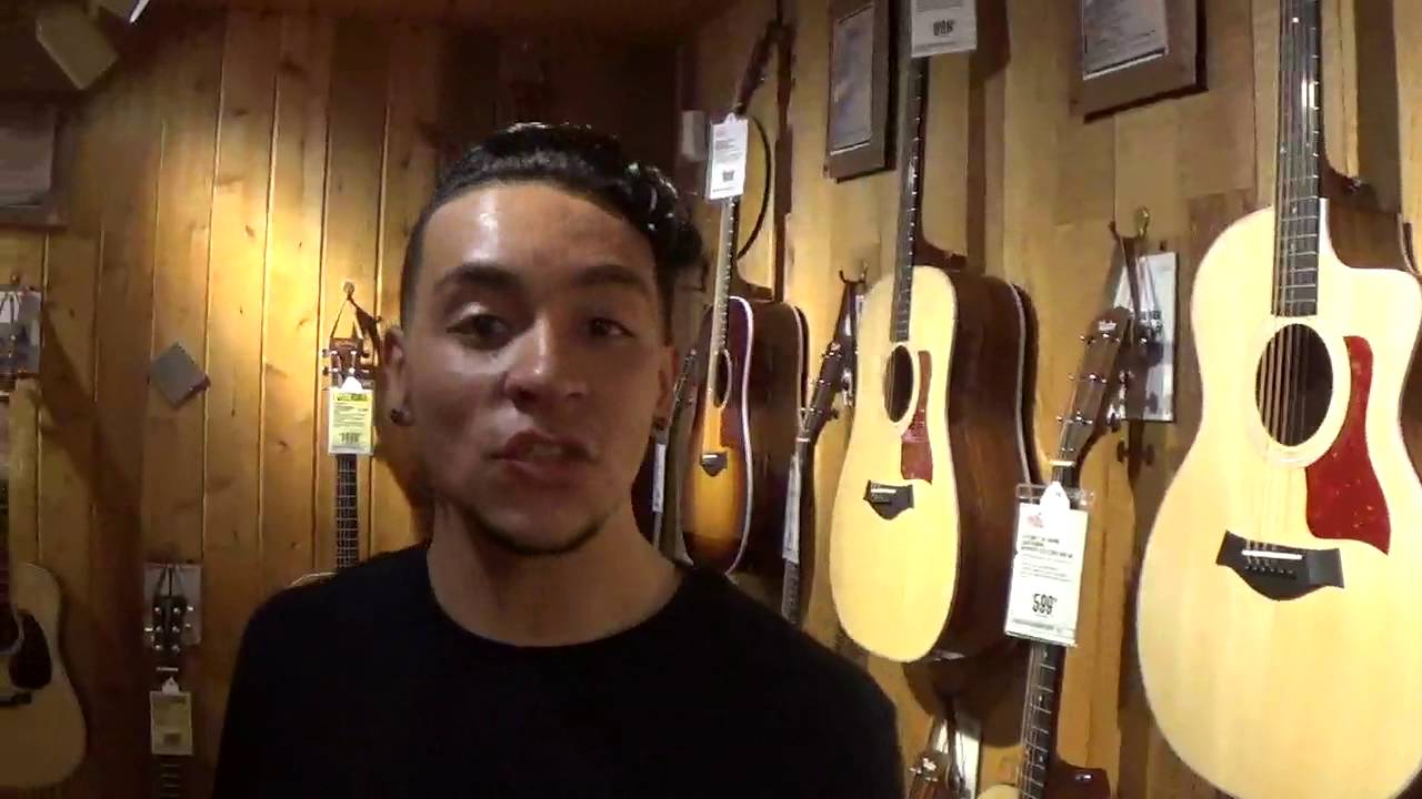 Guitar Center fixed my Ukulele for free! (Vlog 1) YouTube