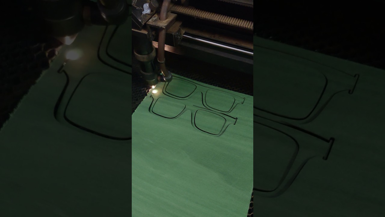 Óculos de Madeira Verde