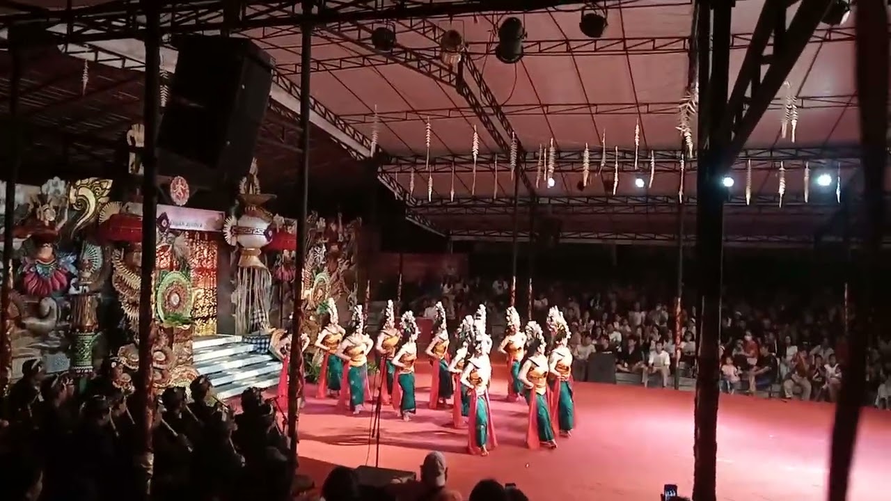 Pesta Kesenian Bali | Tari Janger Tradisi Duta Kabupaten Klungkung (Gede Alvio Official)