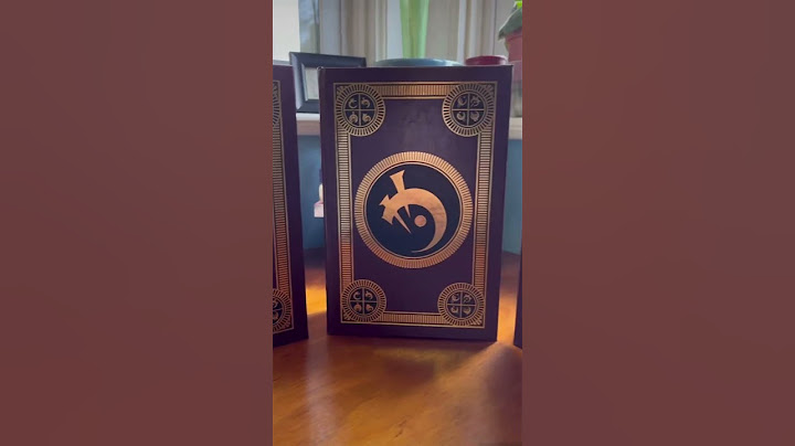 Who loves the leather bound books? - Brandon Sanderson - Mistborn
