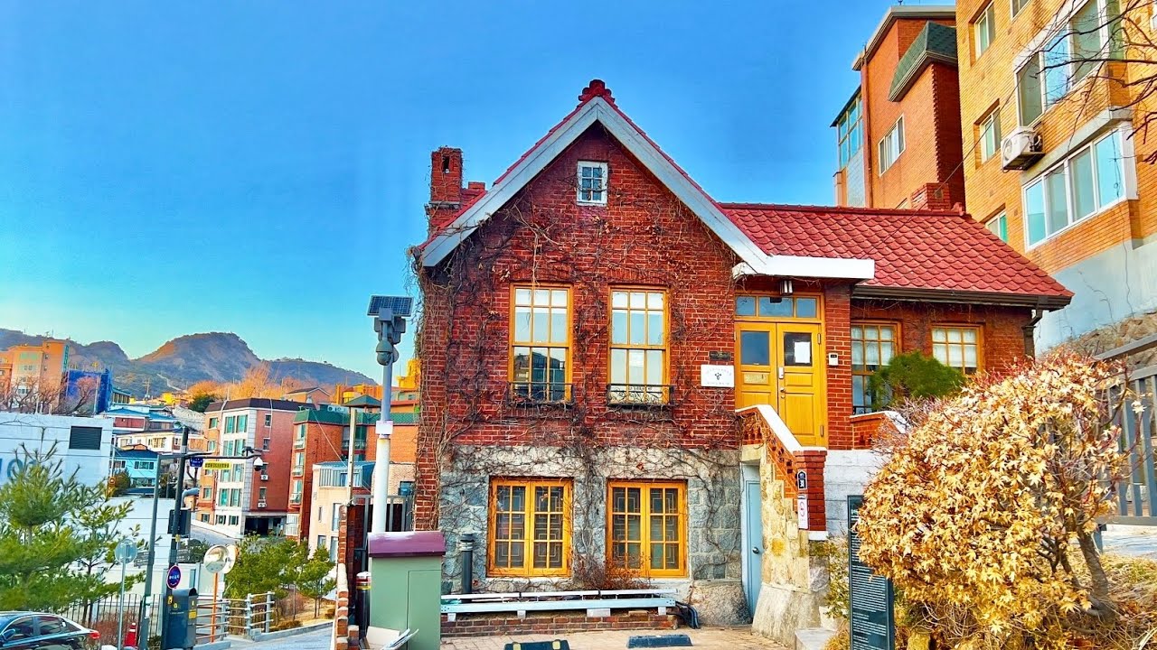 [4K SEOUL] Walk from Inwangsan Dullegil to Gyeonghuigung Palace (Binaural Sounds) 걸어서 인왕산둘레길에서 경희궁까지