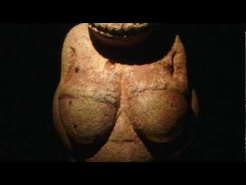Nude woman (Venus of Willendorf)