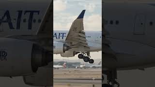 🇰🇼✈️ Kuwait Airways Giant Arrives Through the Desert Haze 🔥 #kuwaitairways #aviation #shorts