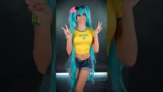 Miku 💙 #foryou #helpmemakethismakesense #trending #gothclub #emo #dance #cosplay