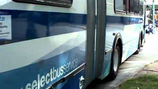 NYCT 2004 New Flyer on the BX12 Select Bus Service